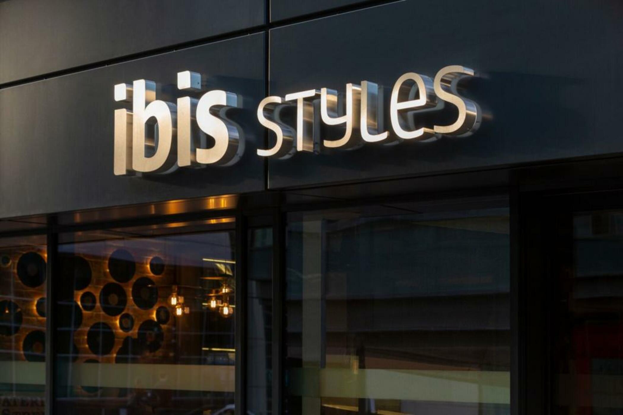 Ibis Styles Glasgow Central Exterior foto